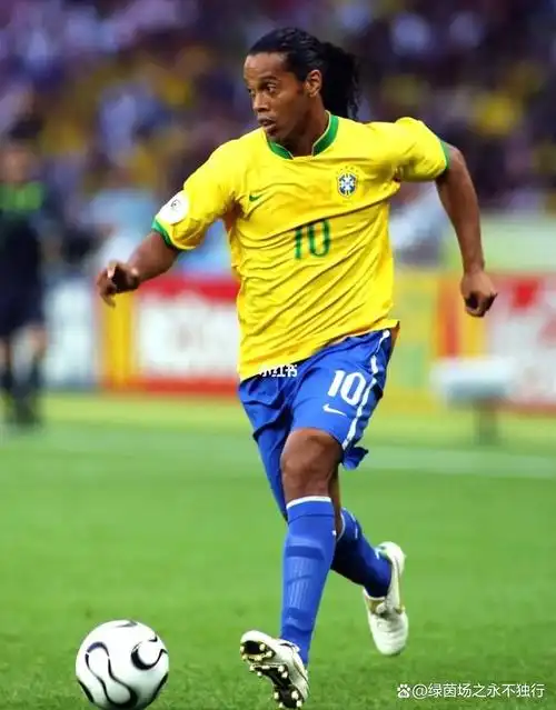 秀表现的肯 秀表现的肯