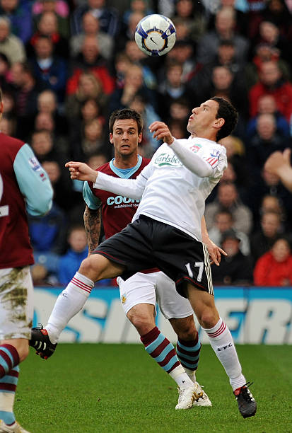 何利用自身 何利用自身